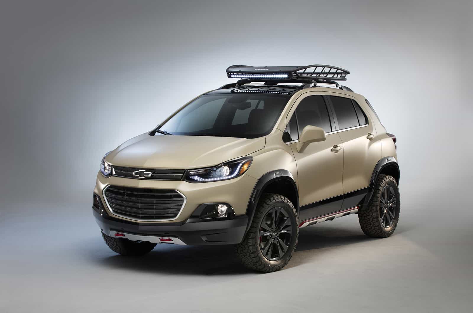 Meet the Trax Activ concept – a small SUV aimed right at the heart of active adventure seekers. It showcases a unique Satin Sandstorm exterior and added functionality inside and out to conquer new roads.